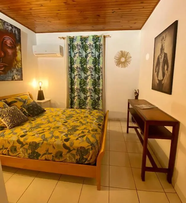 Logement 3 Chambres Climatisees & Piscine Vue Mer Le Robert