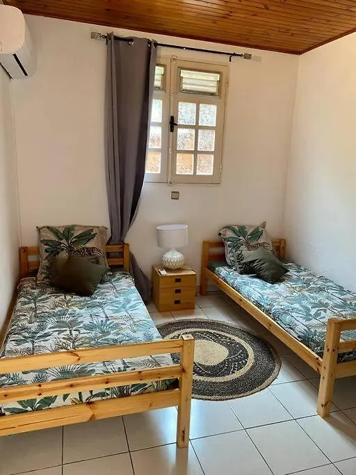Logement 3 Chambres Climatisees & Piscine Vue Mer Le Robert